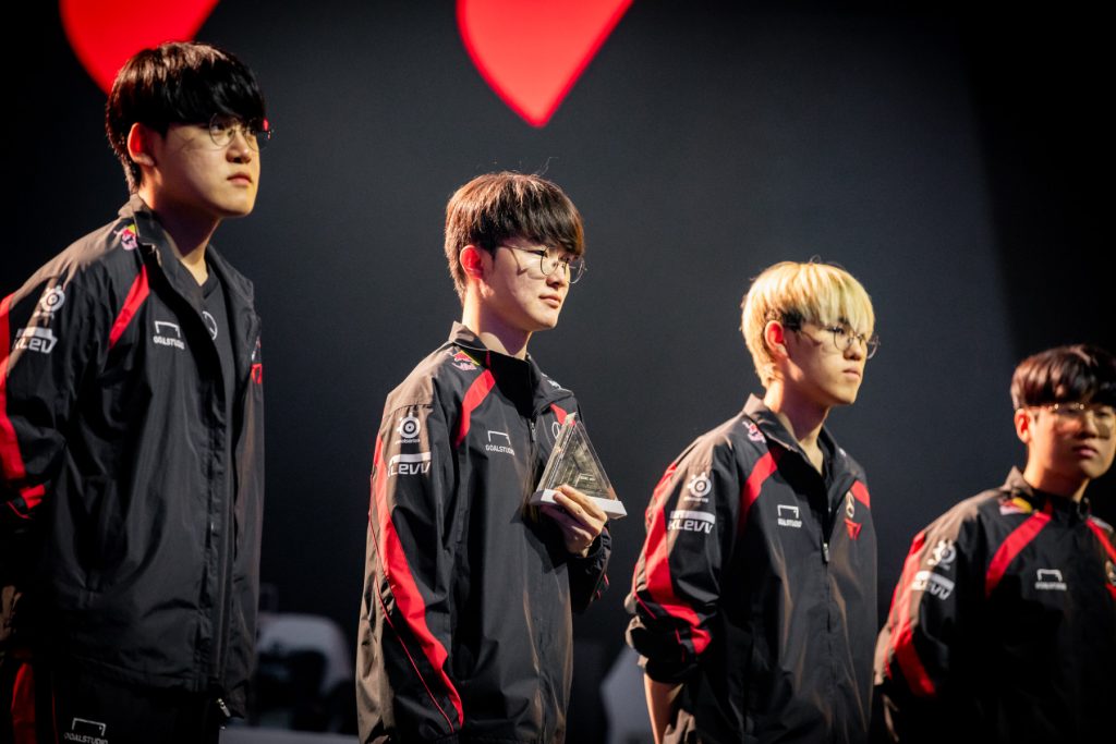 t1-lol.jpg